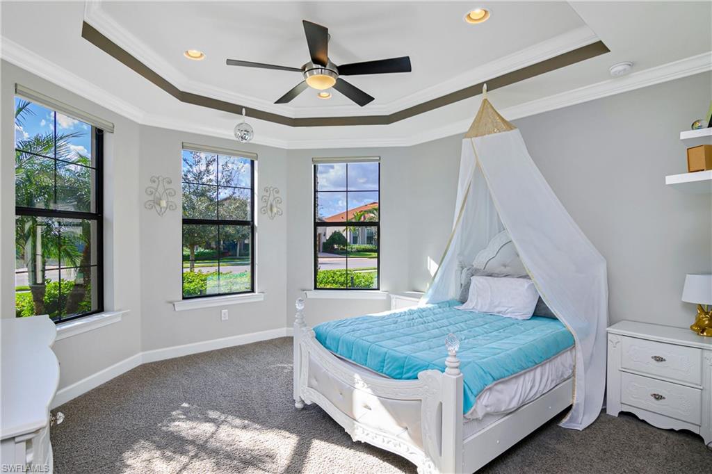 CORKSCREW SHORES - Residential