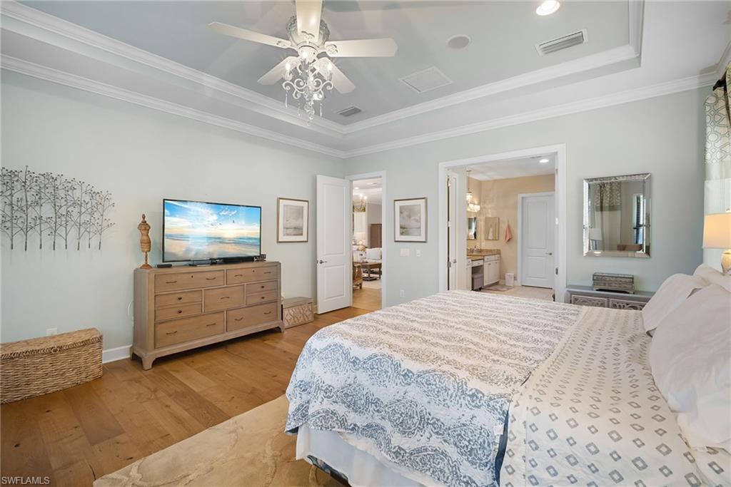 COUNTRY CLUB - Residential Lease