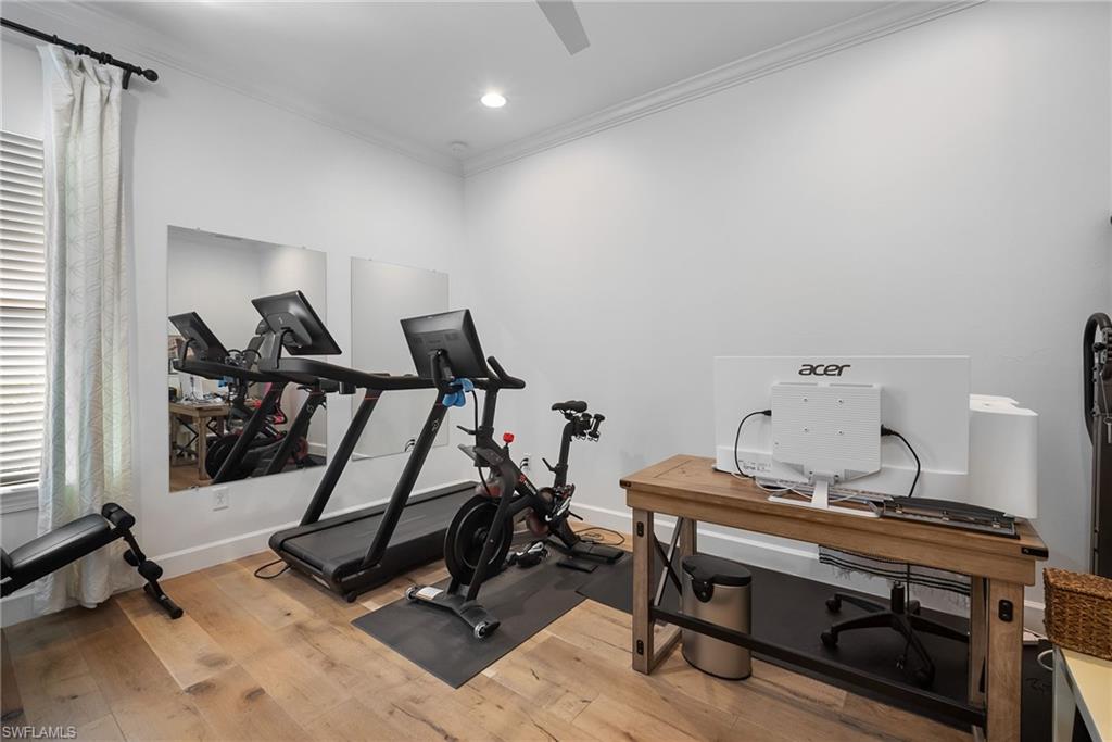 COUNTRY CLUB - Residential Lease