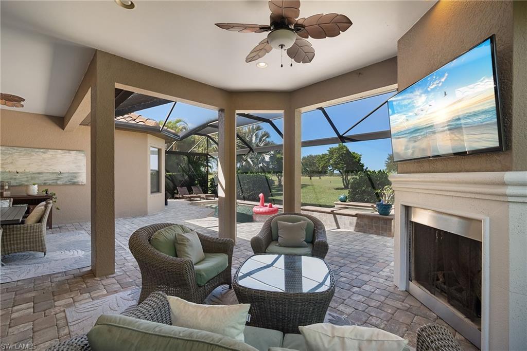 COUNTRY CLUB - Residential Lease