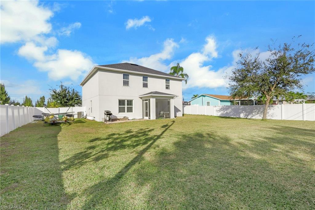 CAPE CORAL - Residential