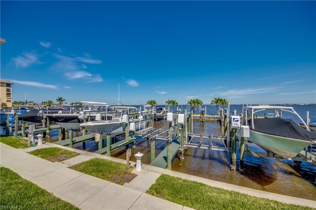 PARKSIDE AT THE RIVERS - Residential