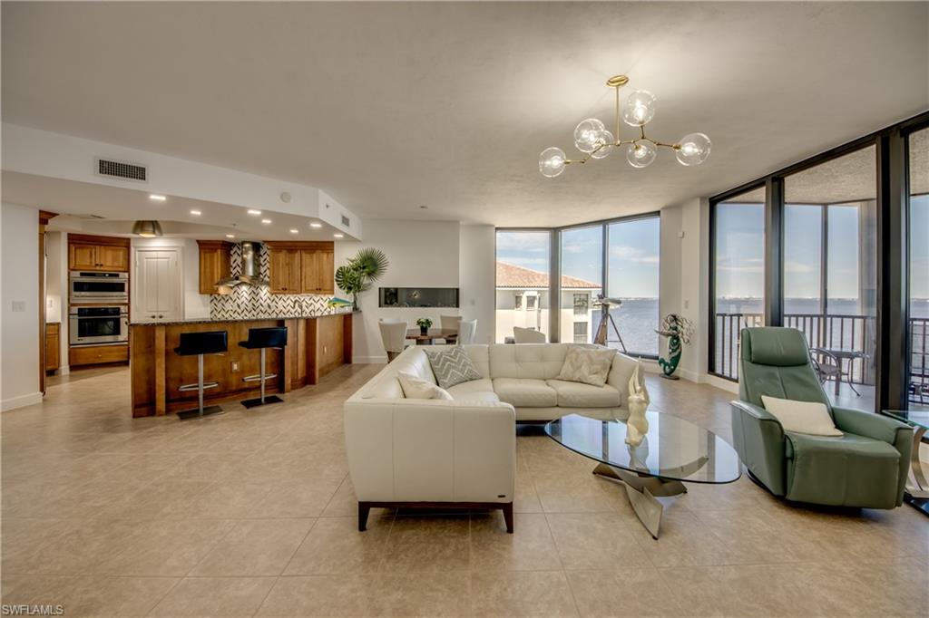 PARKSIDE AT THE RIVERS - Residential