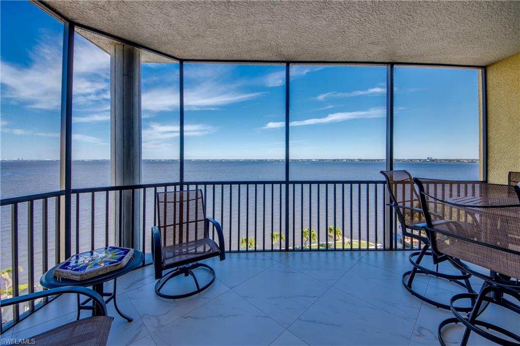 PARKSIDE AT THE RIVERS - Residential