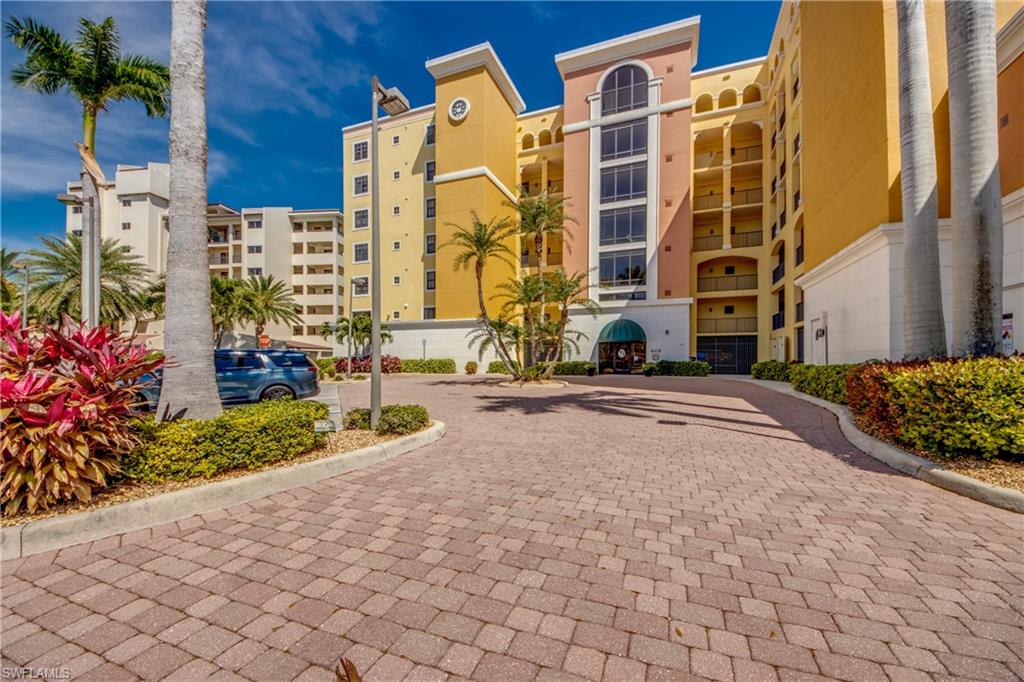 PARKSIDE AT THE RIVERS - Residential