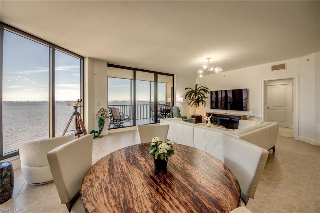 PARKSIDE AT THE RIVERS - Residential