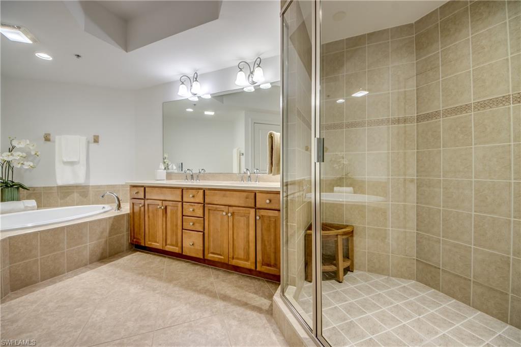 PARKSIDE AT THE RIVERS - Residential