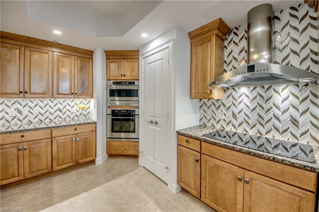 PARKSIDE AT THE RIVERS - Residential