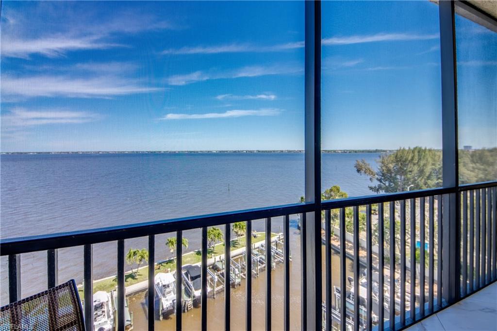 PARKSIDE AT THE RIVERS - Residential