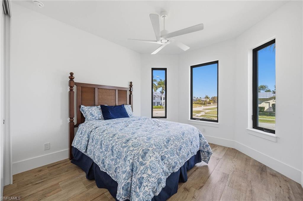 MARCO BEACH - Residential