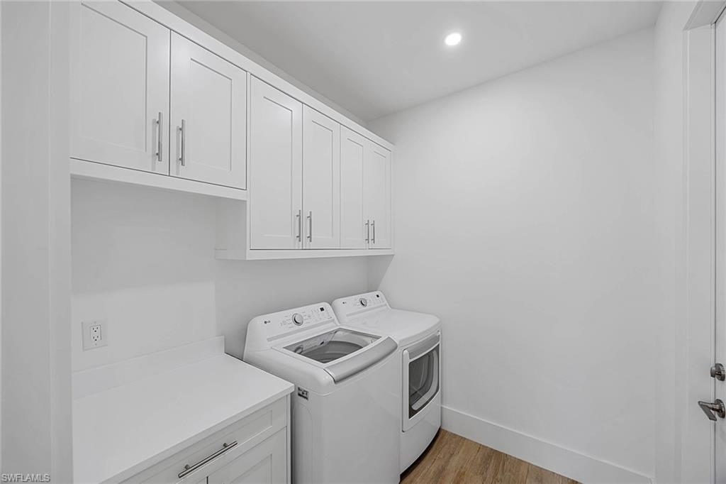 MARCO BEACH - Residential