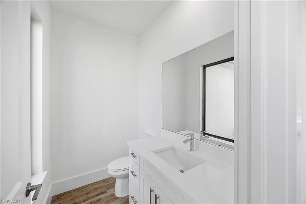 MARCO BEACH - Residential