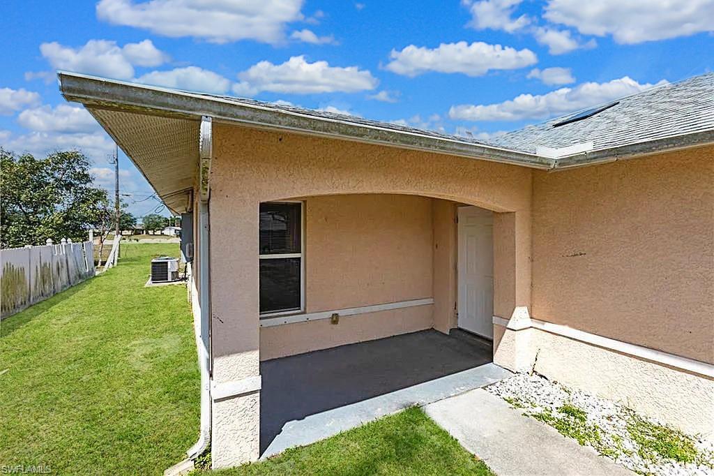 CAPE CORAL - Residential Lease