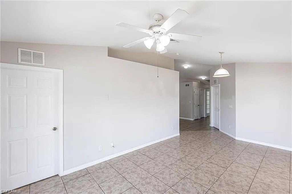 CAPE CORAL - Residential Lease