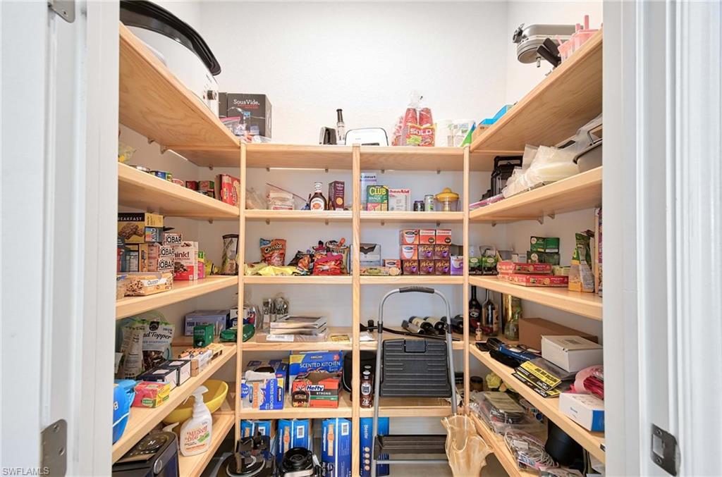 ISLES OF COLLIER PRESERVE - Residential