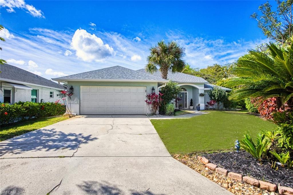 QUEENS PARK AT LAGO VERDE - Residential