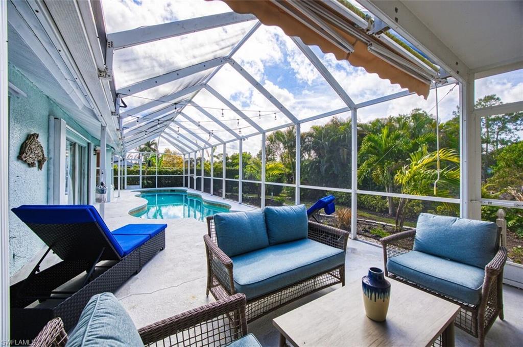 QUEENS PARK AT LAGO VERDE - Residential