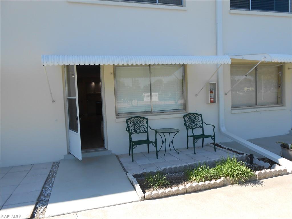 GOLF VIEW APTS CONDOMINIUM - Residential Lease