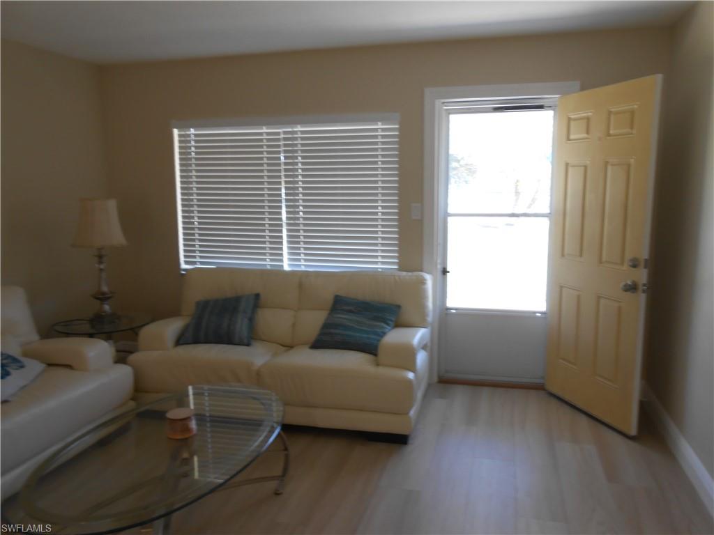 GOLF VIEW APTS CONDOMINIUM - Residential Lease