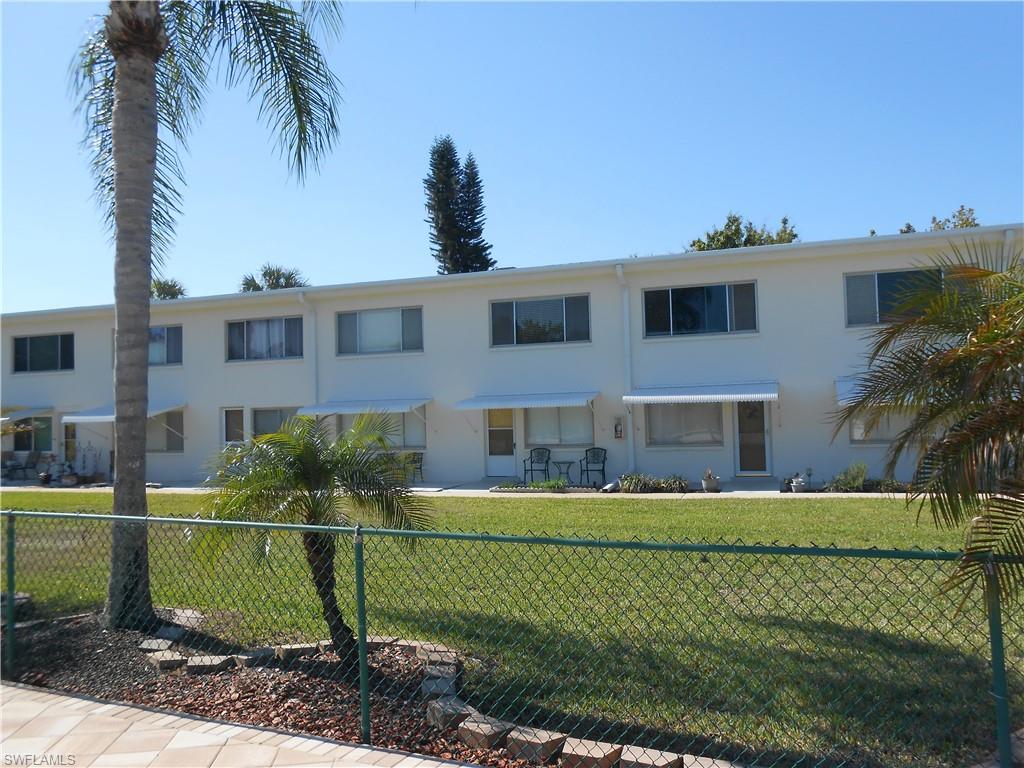 GOLF VIEW APTS CONDOMINIUM - Residential Lease