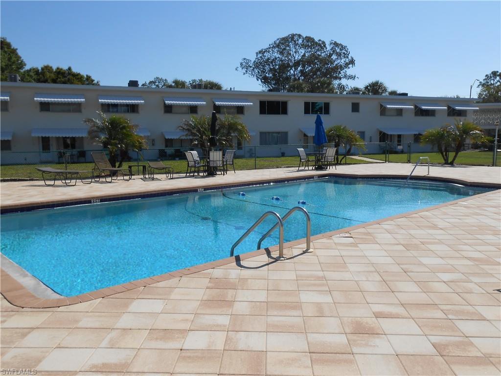 GOLF VIEW APTS CONDOMINIUM - Residential Lease