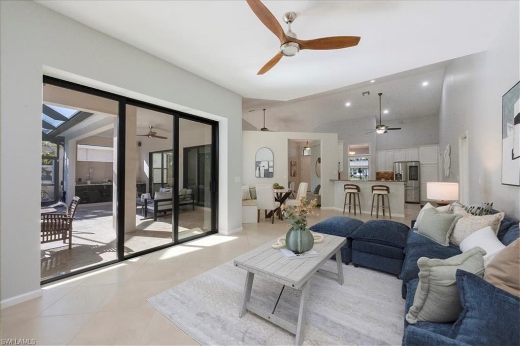 AUTUMN WOODS - Residential