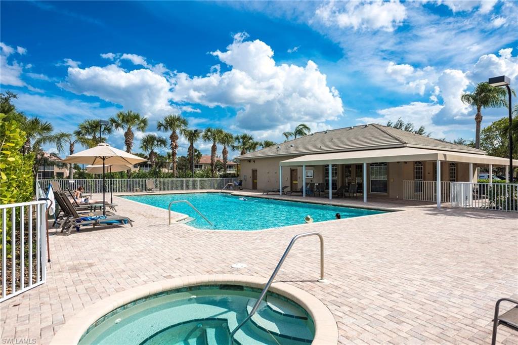 COLONIAL LINKS - Residential