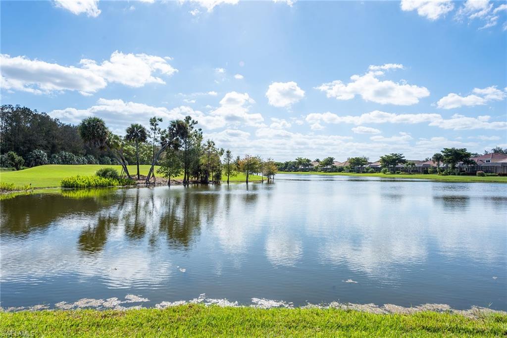 BRAMBLE POINTE - Residential