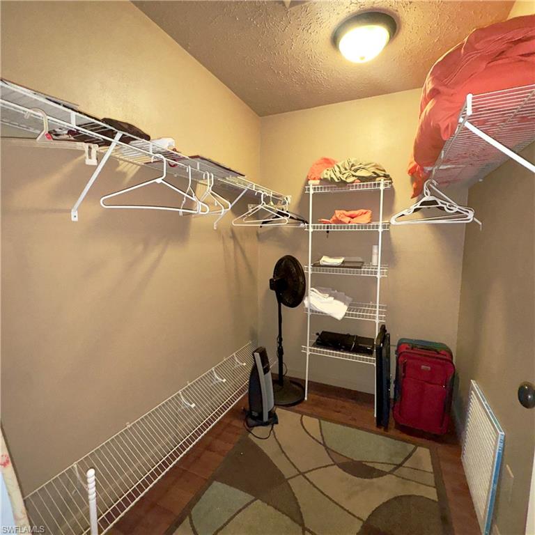 WIND SONG CONDO - Residential