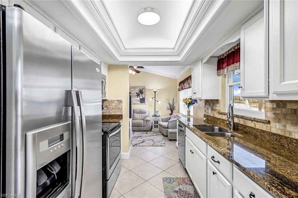 CLUB AT CRYSTAL LAKE CONDOMINIUM - Residential