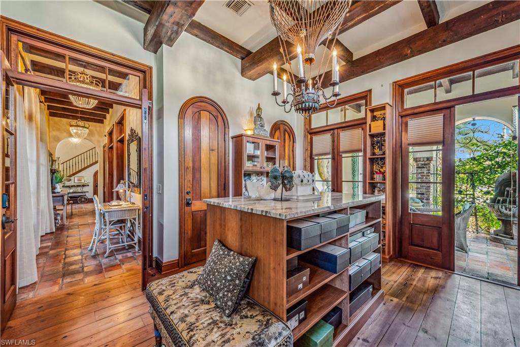 QUAIL WEST - Residential