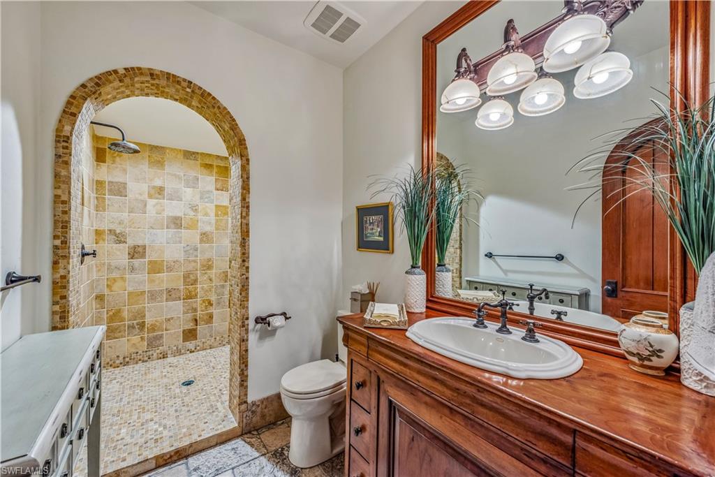 QUAIL WEST - Residential