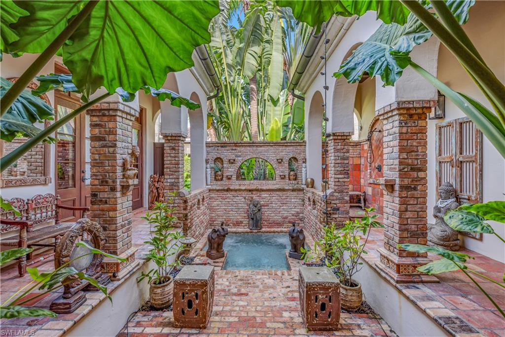 QUAIL WEST - Residential