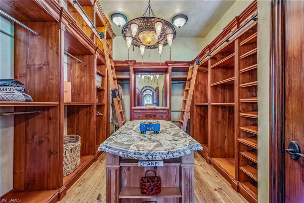 QUAIL WEST - Residential