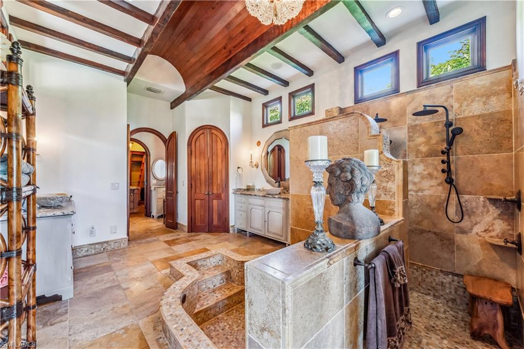 QUAIL WEST - Residential