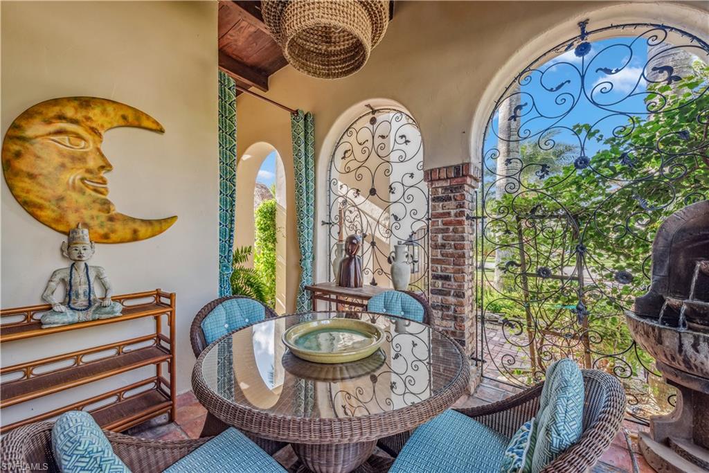 QUAIL WEST - Residential