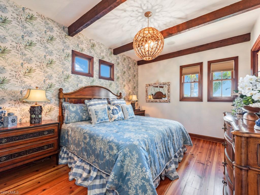 QUAIL WEST - Residential