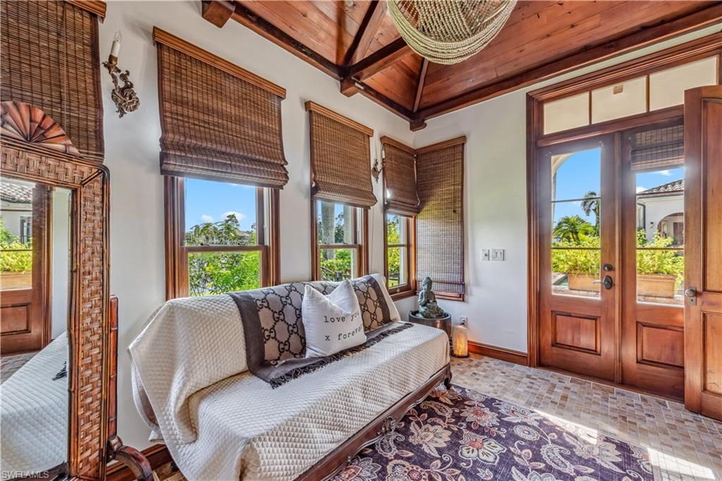 QUAIL WEST - Residential