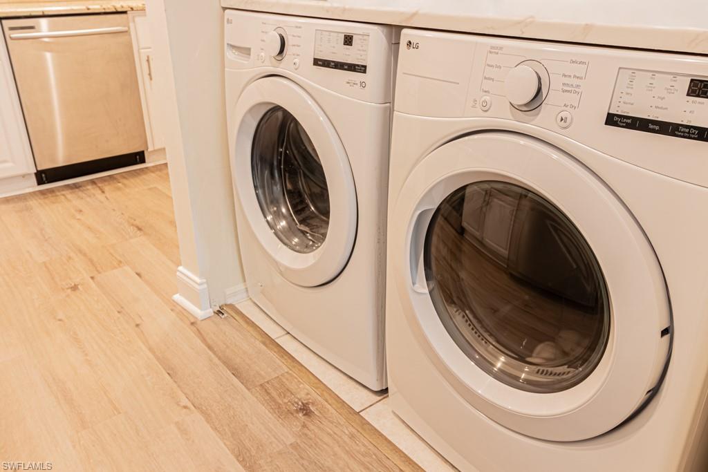 ABBEY ON THE LAKE - Residential