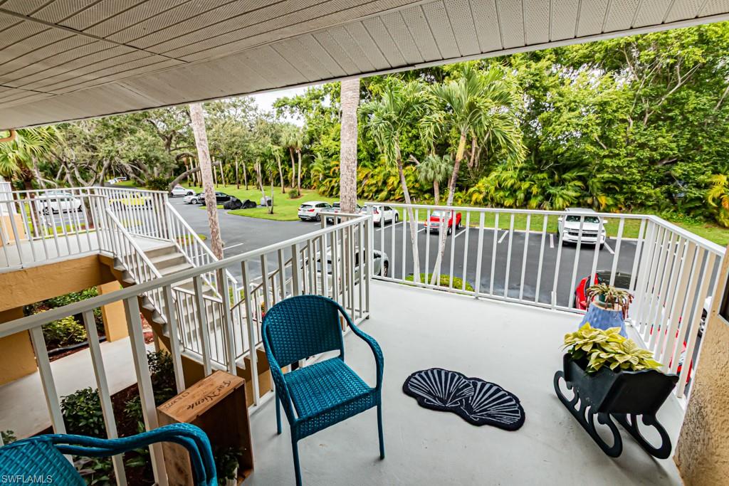 ABBEY ON THE LAKE - Residential