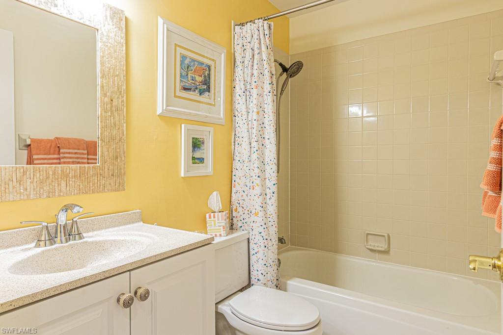 ABBEY ON THE LAKE - Residential