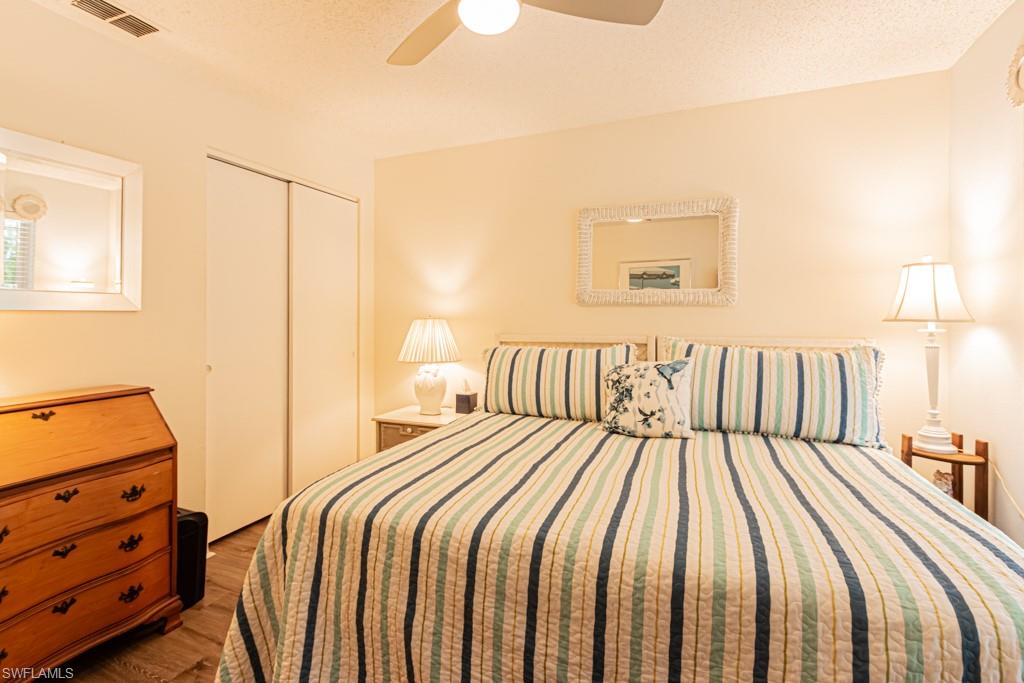 ABBEY ON THE LAKE - Residential