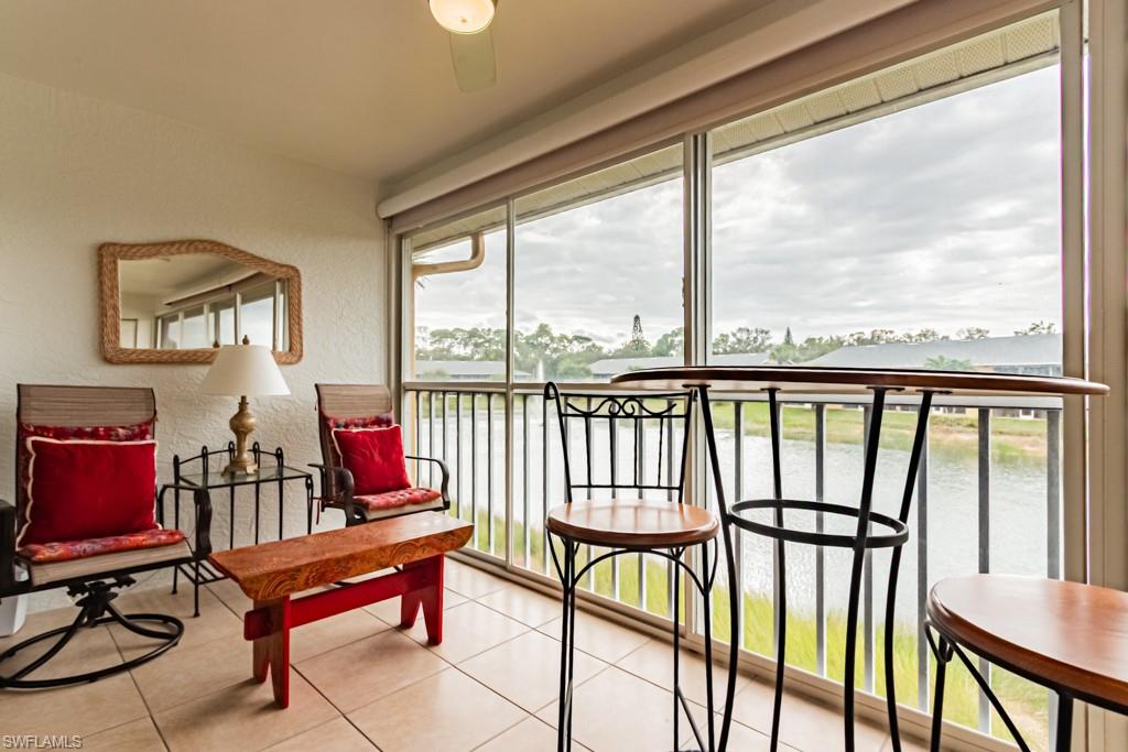 ABBEY ON THE LAKE - Residential