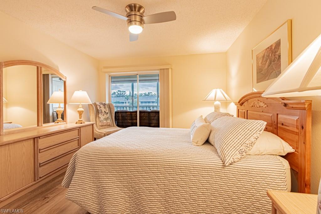 ABBEY ON THE LAKE - Residential