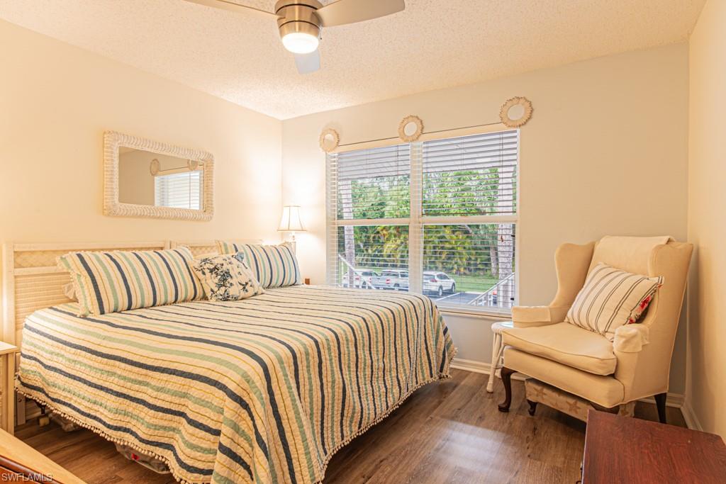 ABBEY ON THE LAKE - Residential