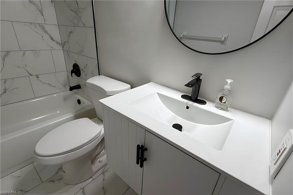 NAPLES WALK - Residential Lease