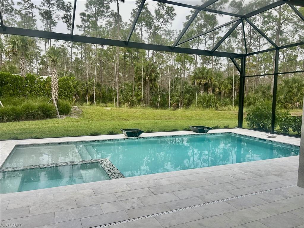 CAYMAS - Residential