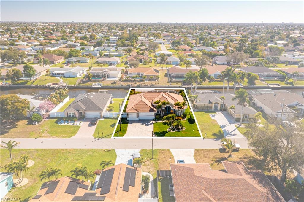 CAPE CORAL - Residential
