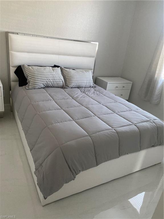 ROYAL PALM GOLF ESTATES - Residential