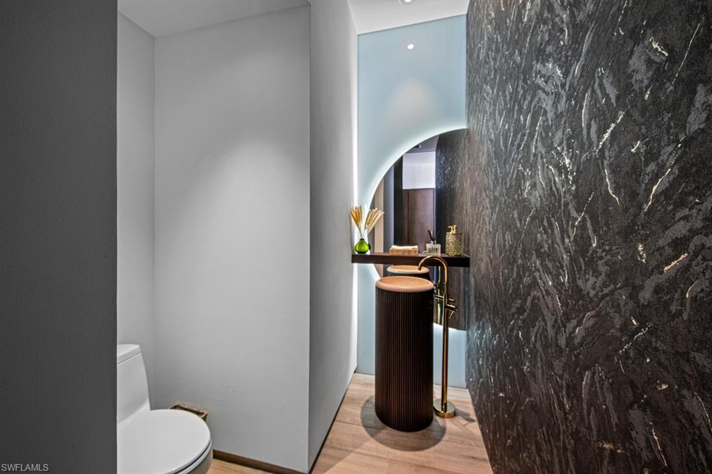 QUAIL WEST - Residential